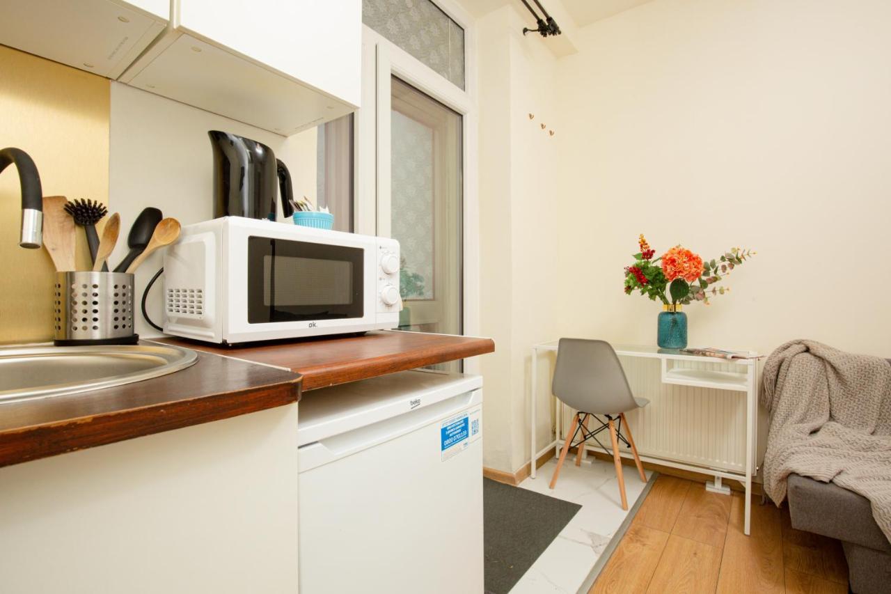 Micro Apartment Miaczynska By Noclegi Renters 华沙 外观 照片